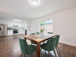 10174 Beekman Place Drive, Houston TX 77043