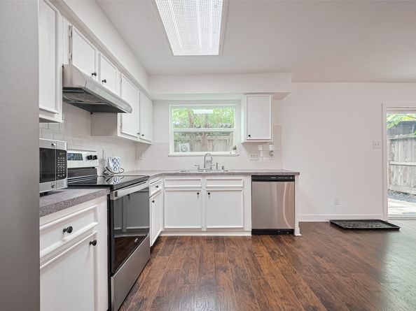 10174 Beekman Place Drive, Houston TX 77043