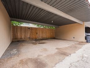 10174 Beekman Place Drive, Houston TX 77043