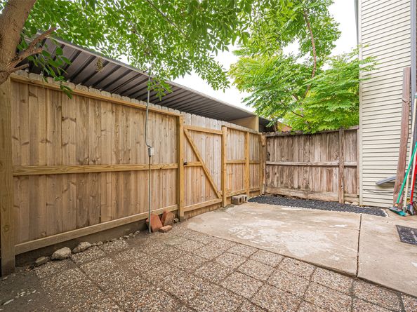 10174 Beekman Place Drive, Houston TX 77043