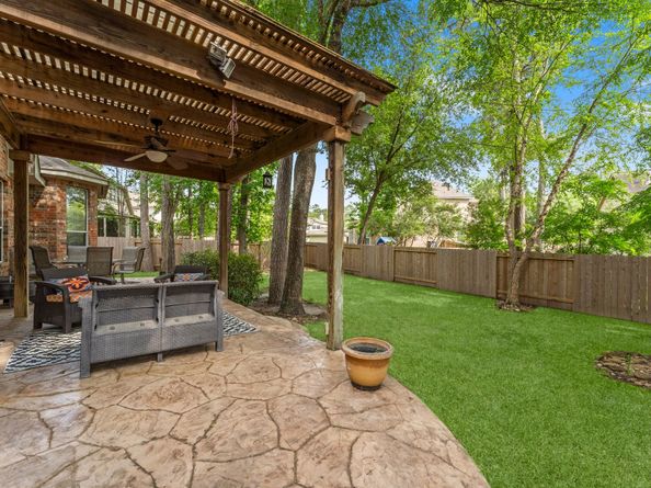 51 N Scribewood Circle, The Woodlands TX 77382