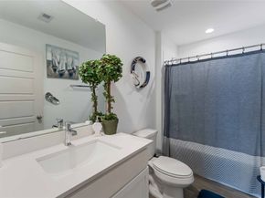 12821 Barnsbury Lane Lane, Houston TX 77047