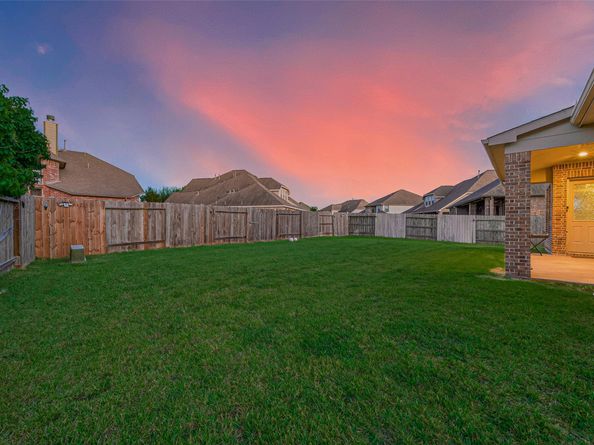20402 Bristol Bluff Lane, Richmond TX 77407