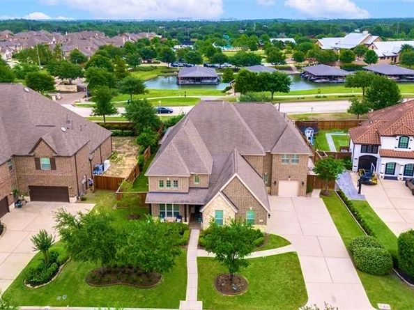 10210 Grape Creek Grove Lane, Cypress TX 77433