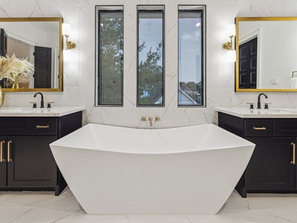 1112 Kinley Lane, Houston TX 77018