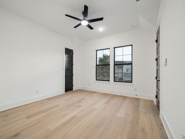 1112 Kinley Lane, Houston TX 77018