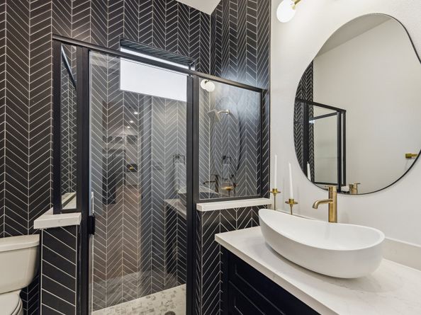 1112 Kinley Lane, Houston TX 77018