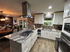 5919 Heatherbrook Drive, Houston TX 77085