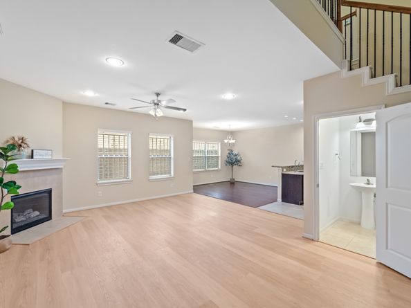 12627 Ashford Shore Drive, Houston TX 77072