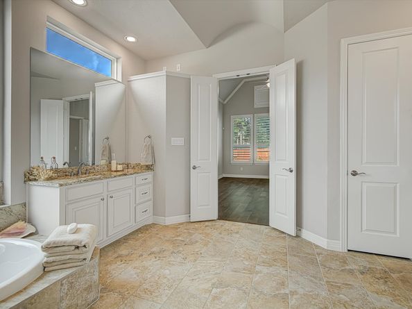 13415 Davey Woods Drive, Humble TX 77346