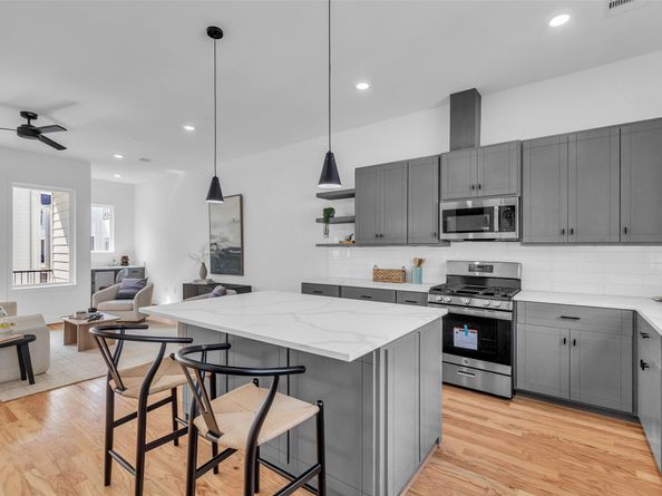 9426 Campbell Road A, Houston TX 77080