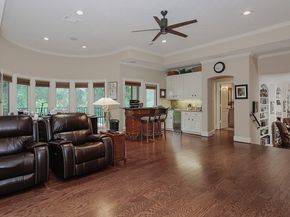 14 N Palmiera Circle, The Woodlands TX 77382