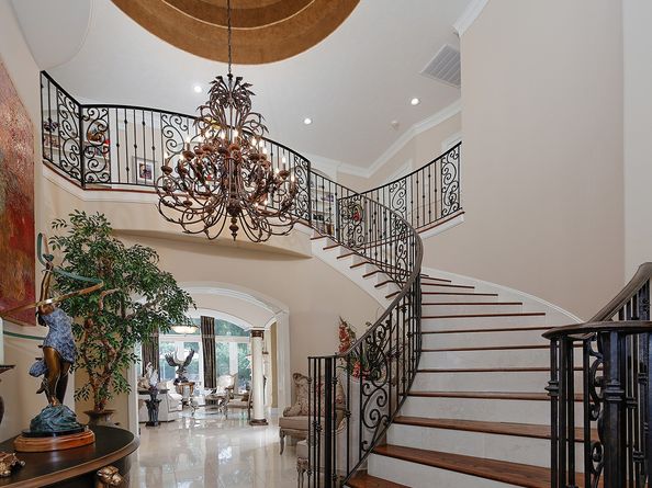 14 N Palmiera Circle, The Woodlands TX 77382