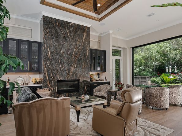 14 N Palmiera Circle, The Woodlands TX 77382