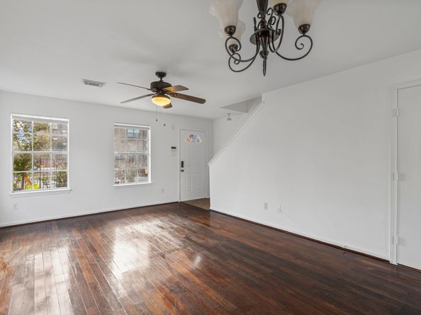 2106 Nettleton Street, Houston TX 77004