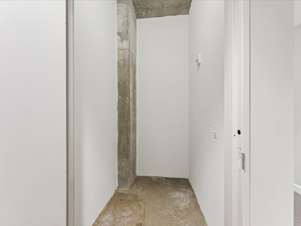2211 Briarglen Drive 310, Houston TX 77027