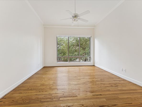 2211 Briarglen Drive 310, Houston TX 77027