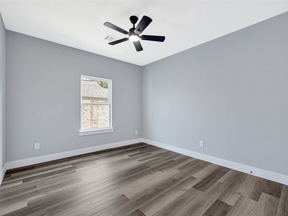 4802 Tracemeadow Dr Drive, Houston TX 77066