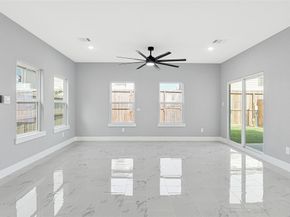 4802 Tracemeadow Dr Drive, Houston TX 77066