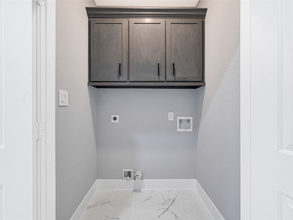 4802 Tracemeadow Dr Drive, Houston TX 77066