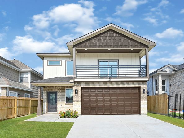 4802 Tracemeadow Dr Drive, Houston TX 77066