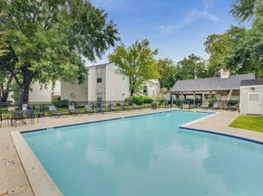 9809 Richmond Avenue C16, Houston TX 77042