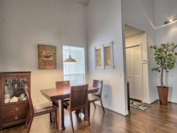 9809 Richmond Avenue C16, Houston TX 77042