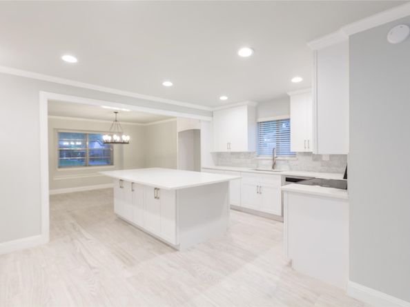 5226 Loch Lomond Drive Drive, Houston TX 77096