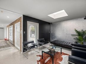 7902 Richmond Avenue, Houston TX 77063