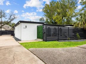 7902 Richmond Avenue, Houston TX 77063