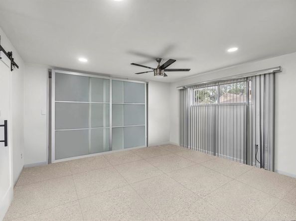 7902 Richmond Avenue, Houston TX 77063