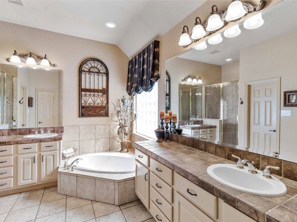 7 N Spring Brook Ct, Spring TX 77382