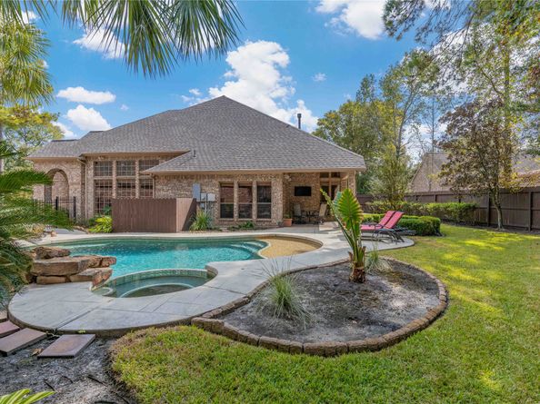 7 N Spring Brook Ct, Spring TX 77382