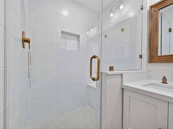 5638 Warm Springs Road, Houston TX 77035