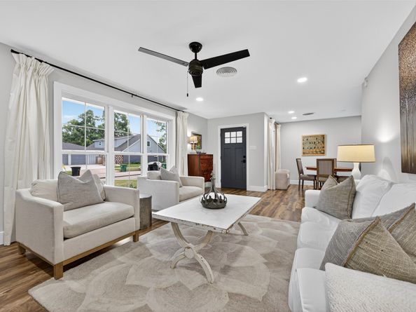 5638 Warm Springs Road, Houston TX 77035