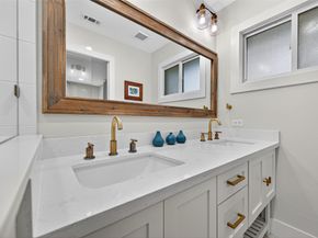 5638 Warm Springs Road, Houston TX 77035