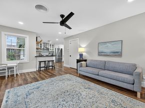 5638 Warm Springs Road, Houston TX 77035