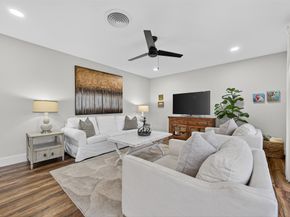 5638 Warm Springs Road, Houston TX 77035