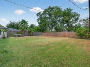 5638 Warm Springs Road, Houston TX 77035