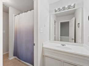 2618 Woodridge Manor Drive, Houston TX 77087