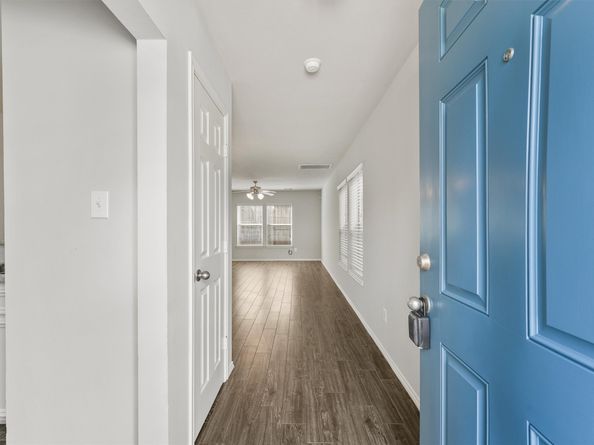 2618 Woodridge Manor Drive, Houston TX 77087