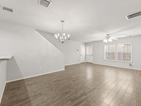 2618 Woodridge Manor Drive, Houston TX 77087
