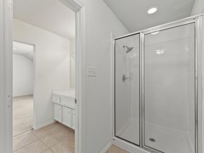 2618 Woodridge Manor Drive, Houston TX 77087