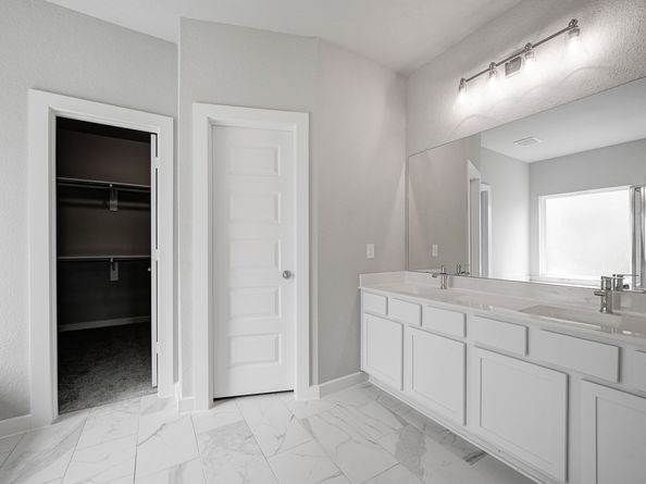 2024 Sugarberry Gully Lane, Conroe TX 77301