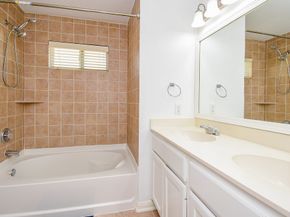 2202 Naomi Street 3, Houston TX 77054