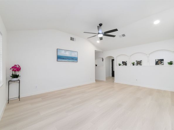 11222 Sandstone Street, Houston TX 77072
