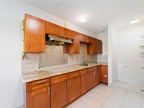 11222 Sandstone Street, Houston TX 77072