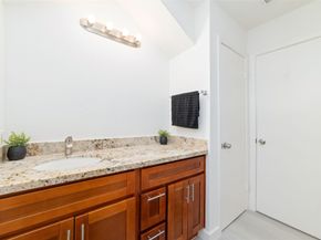 11222 Sandstone Street, Houston TX 77072