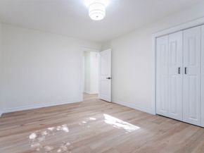 11618 Lakeside Place Drive, Houston TX 77077