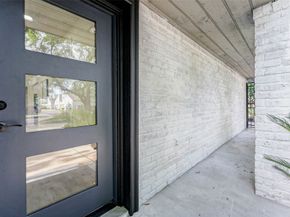 11618 Lakeside Place Drive, Houston TX 77077